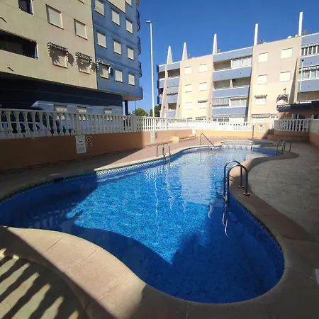 Sandy - Elvezd A Tengerpartot! La Mata (Torrevieja)